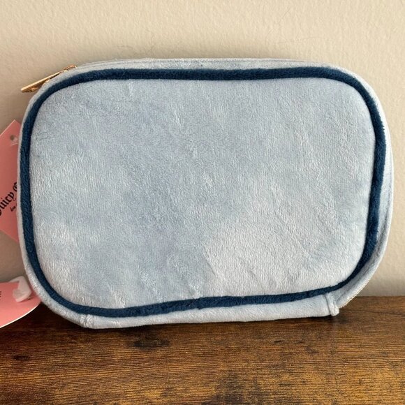 Juicy Couture Blue and Cream Travel Bag - Picture 3 of 3